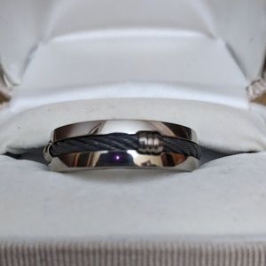 Mens titanium never worn wedding ring
